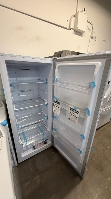 Danby 14.0 cu. ft. Frost Free Convertible Upright Freezer in White