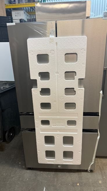 Samsung 29 cu. ft. Bespoke 4-Door French Door Smart Refrigerator with Beverage Center