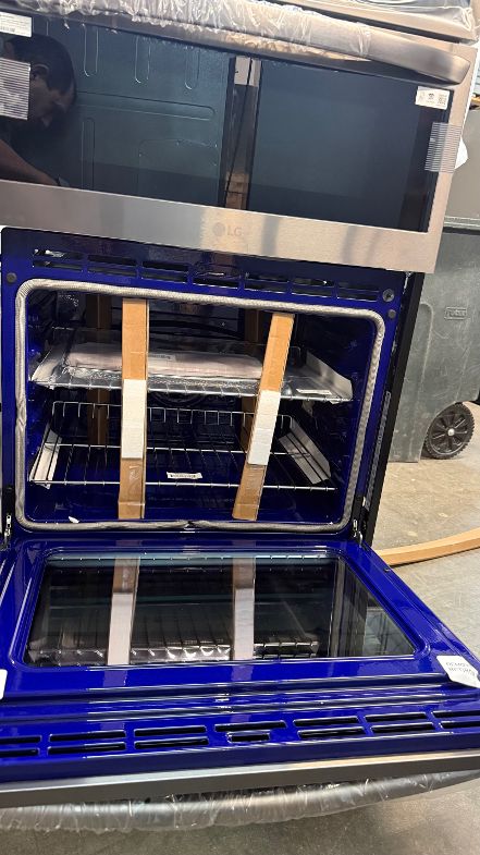 LG 6.4 cu. ft. Smart Combination Wall Oven with Convection and Air Fry