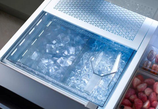 Samsung 29 cu. ft. Bespoke 4-Door French Door Smart Refrigerator with Beverage Center