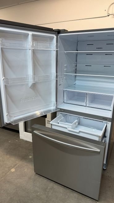 Mora 22.3 Cu.Ft Bottom Freezer Refrigerator with Installed Ice Makers