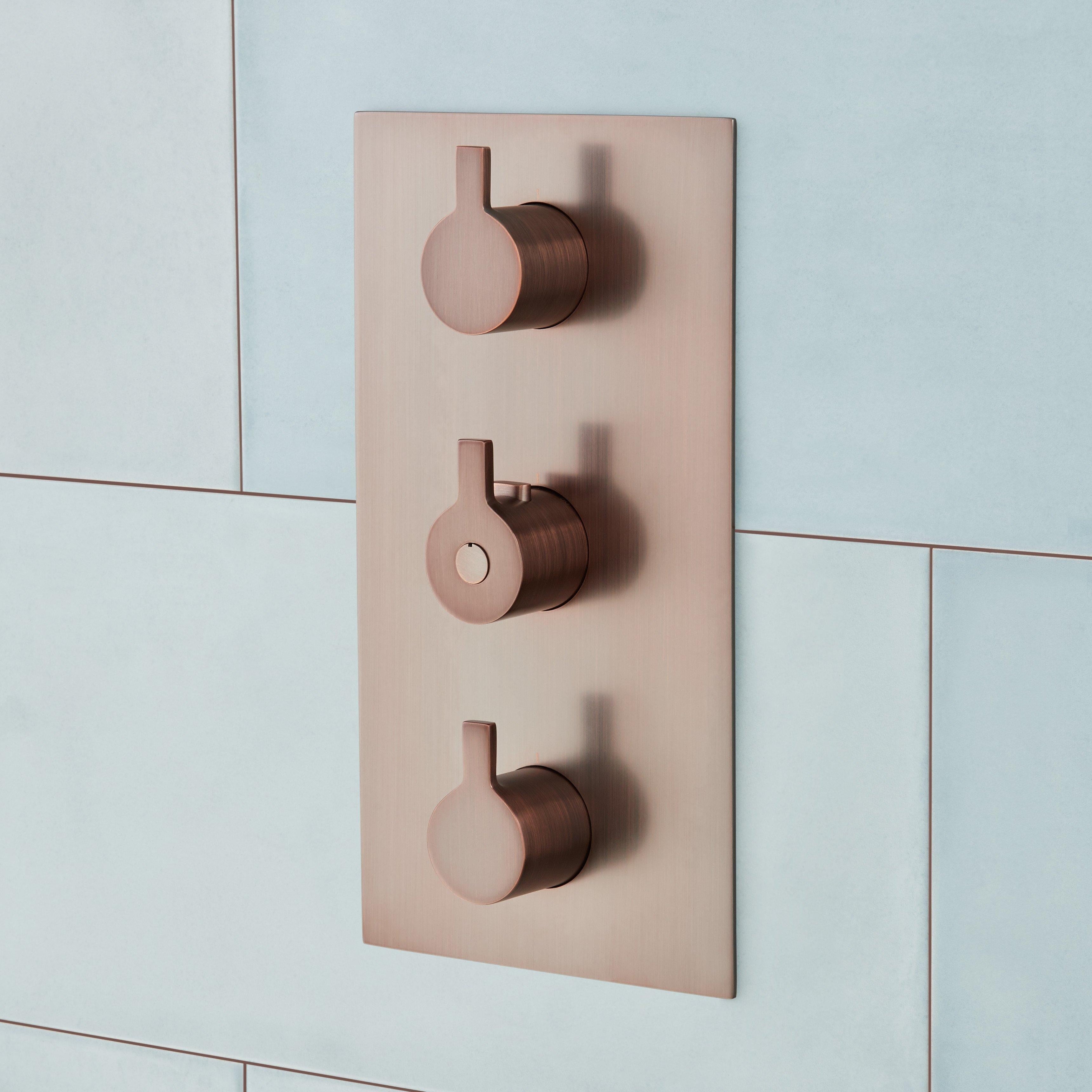 Contemporary 4-Way Thermostatic Valve