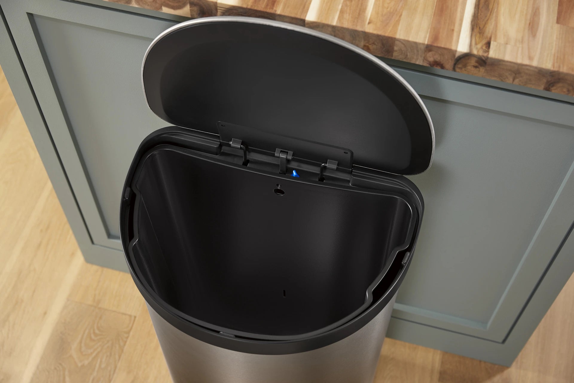 Kohler 45L (13GAL) Semi-Round Step Trash Can