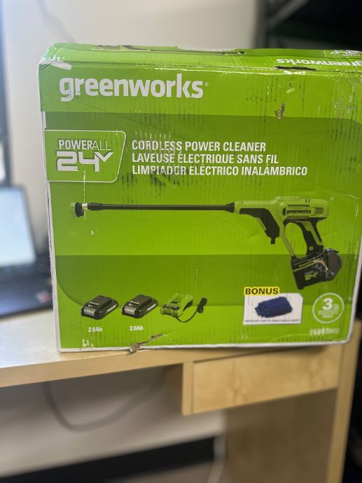 Greenworks 600 PSI 24V Cordless Power Cleaner